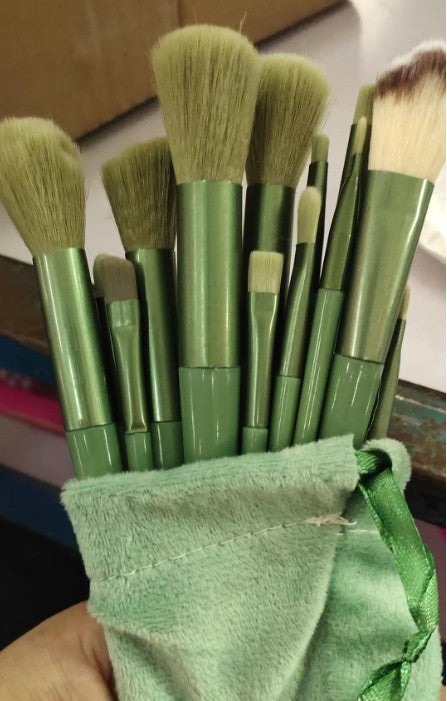 Makeup Brush Set Make Up Concealer Brush Blush Powder Brush